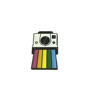 Retro Rainbow Camera Enamel Pin – Colorful Accessory